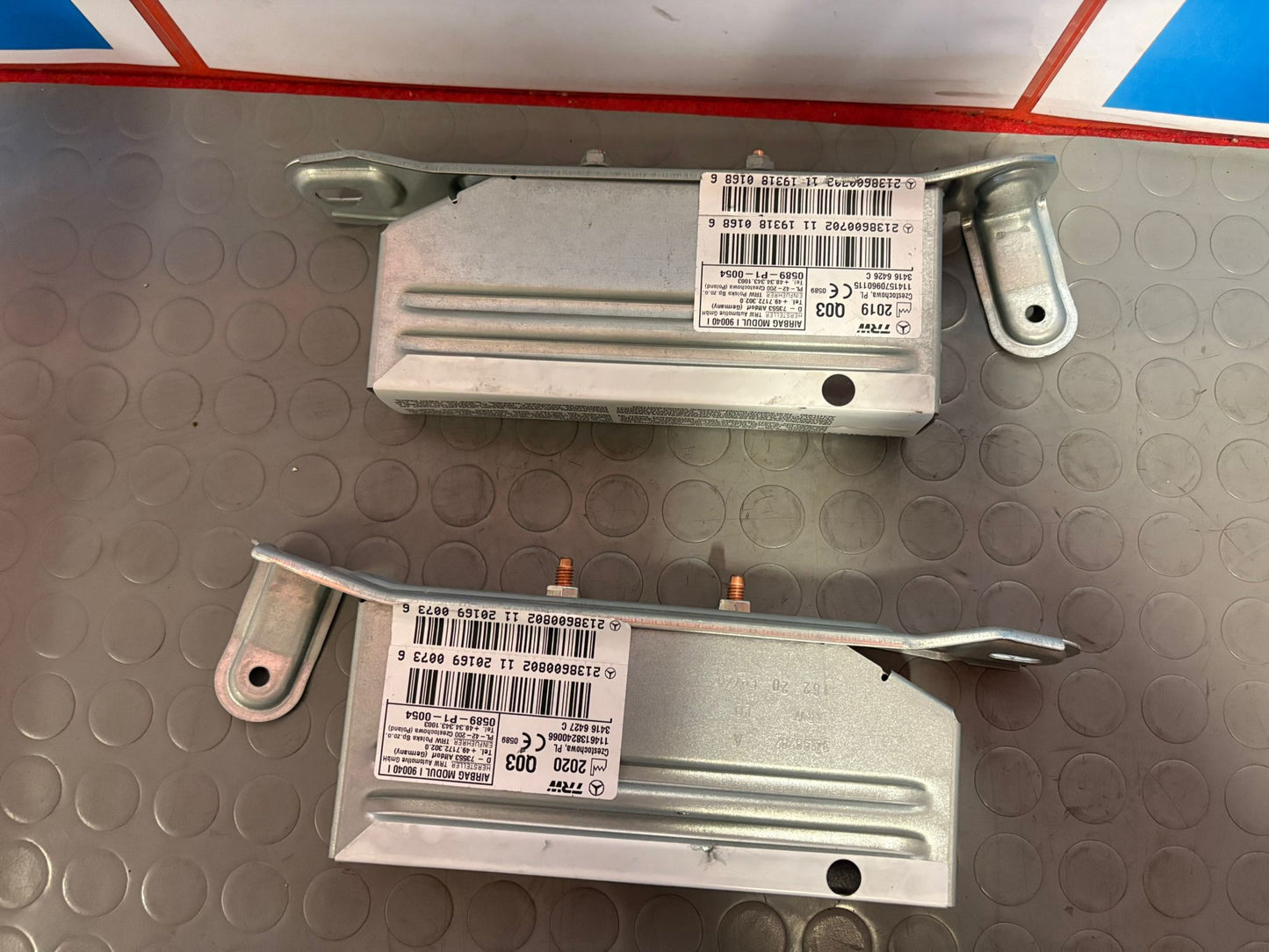 Airbags traseros MERCEDES E W213 2138600802 2138600702 , NUEVOS (precio unidad)
