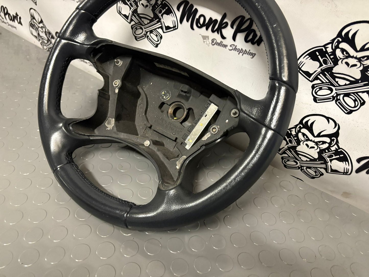 Volante MERCEDES CLS W219 A2304604703