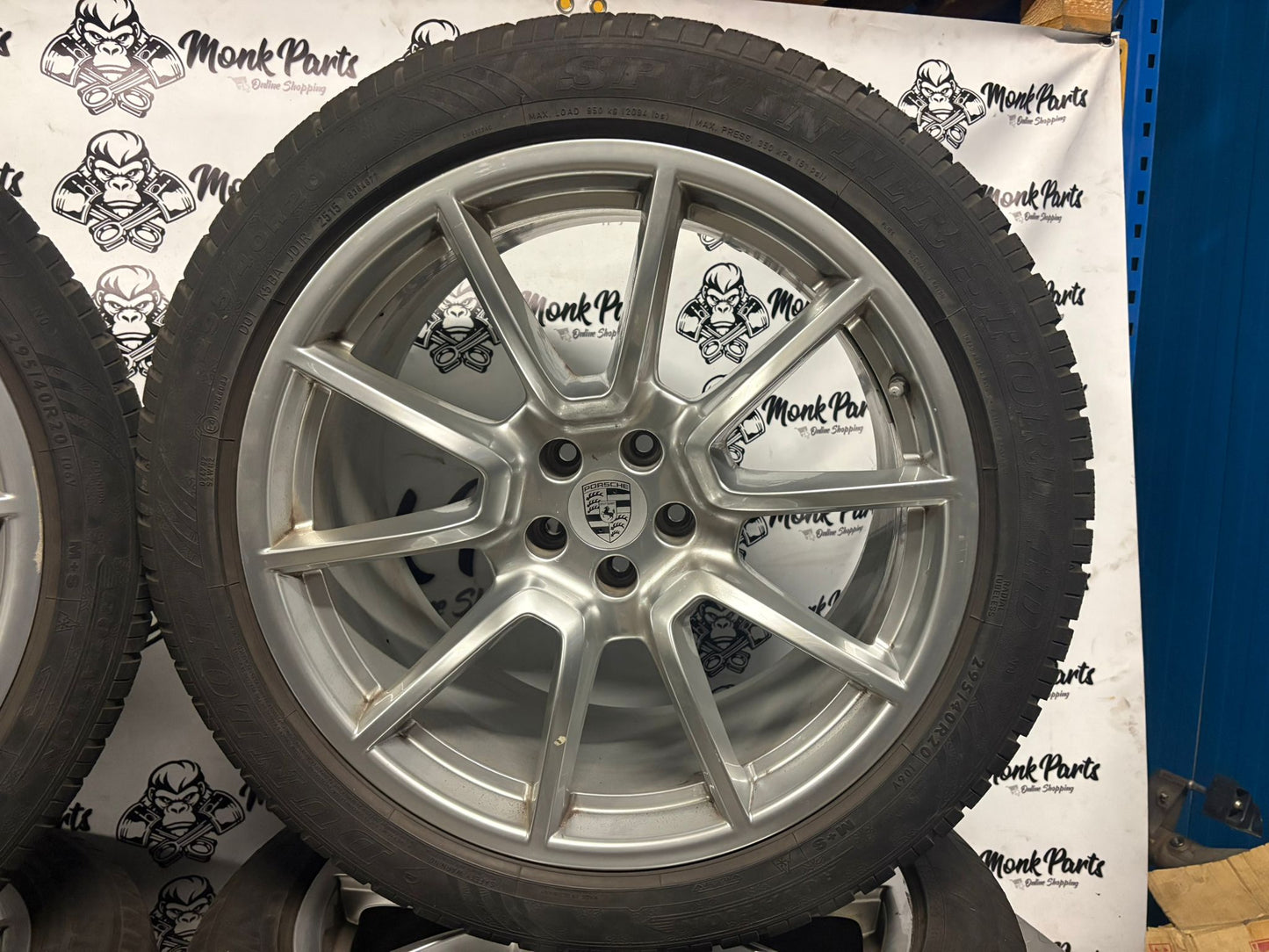 Llantas con neumático PORSCHE MACAN GTS 20'' Originales