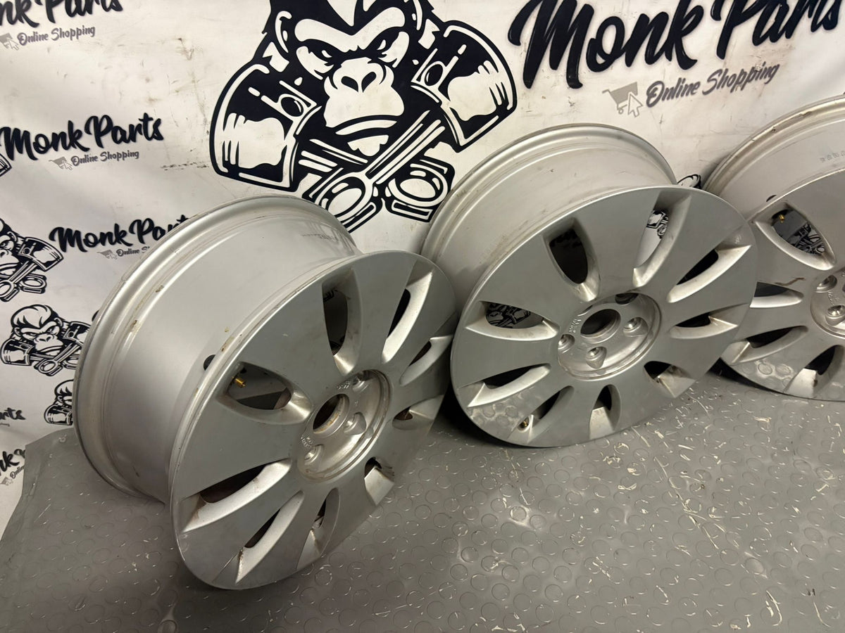 Llanta AUDI A3 8P 16'' Original 8P0601025AA 6,5x16 ET50 (precio unidad)