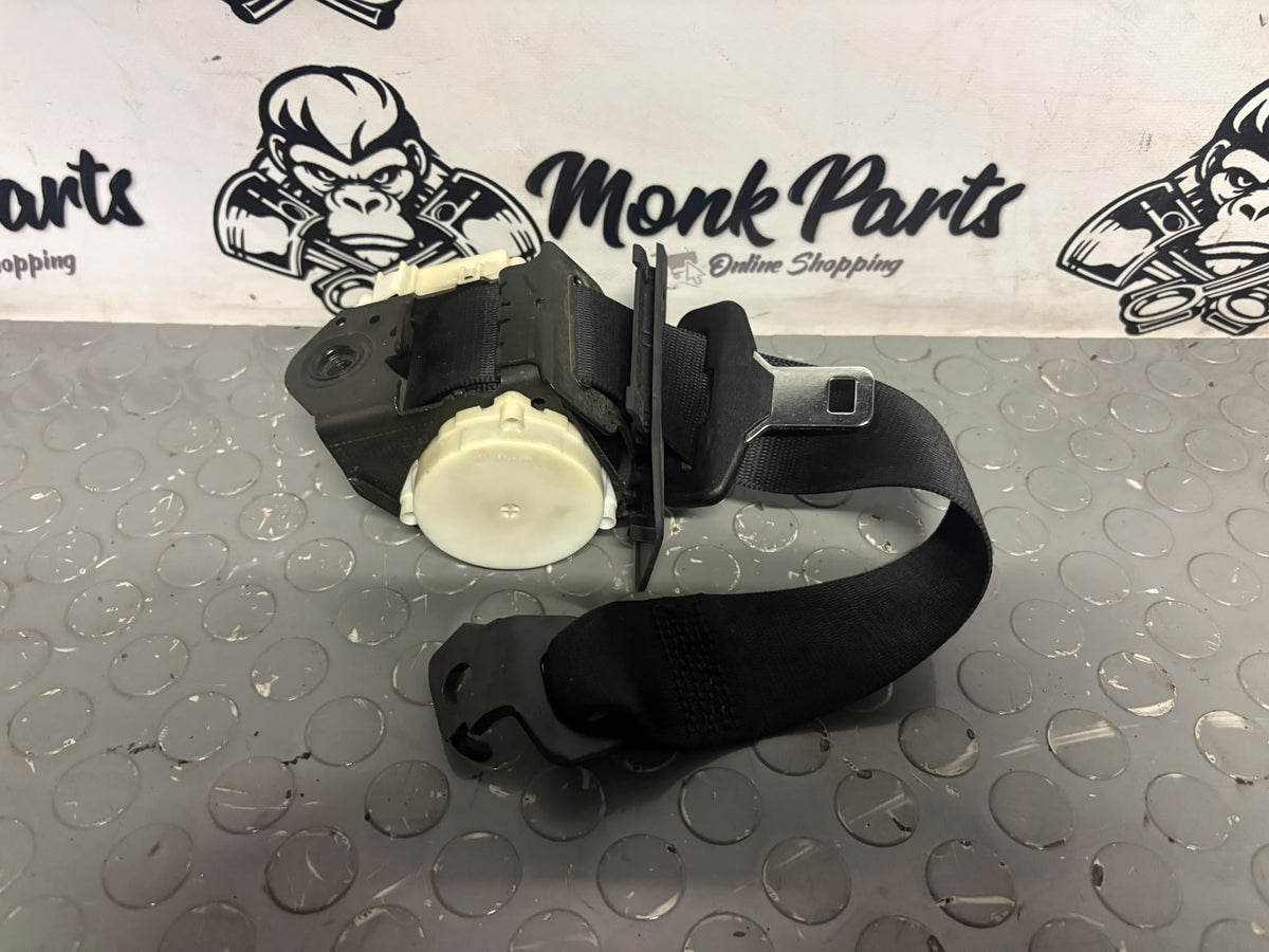 Cinturon central trasero BMW SERIE 5 E60