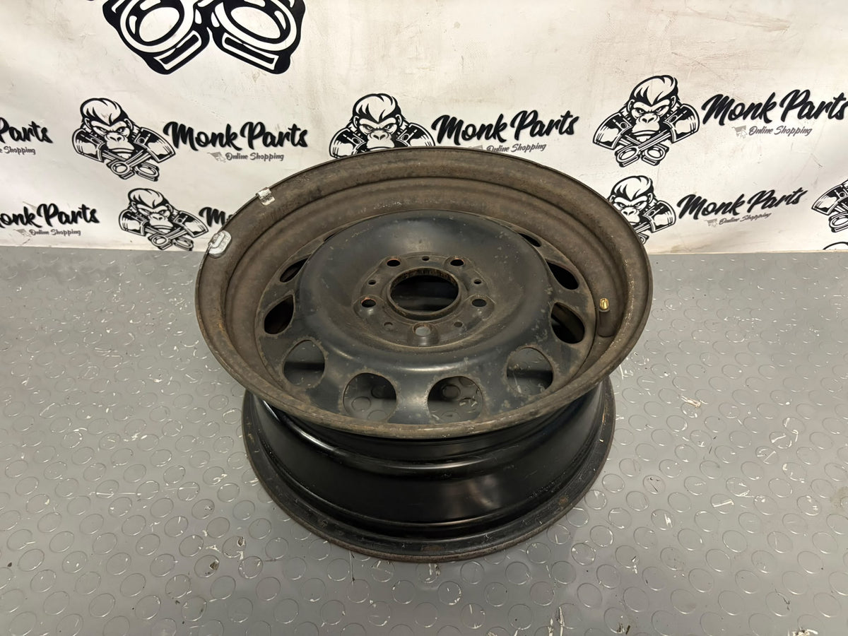 Llanta BMW 16'' 5x120 7x16 ET44