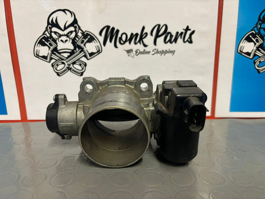 Mariposa admision TOYOTA LAND CRUISER J15 150 3.0 D-4D