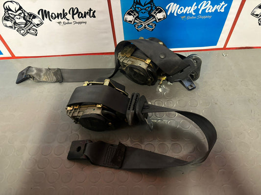 Cinturones traseros RENAULT MEGANE II 077393D 077374I (precio unidad)