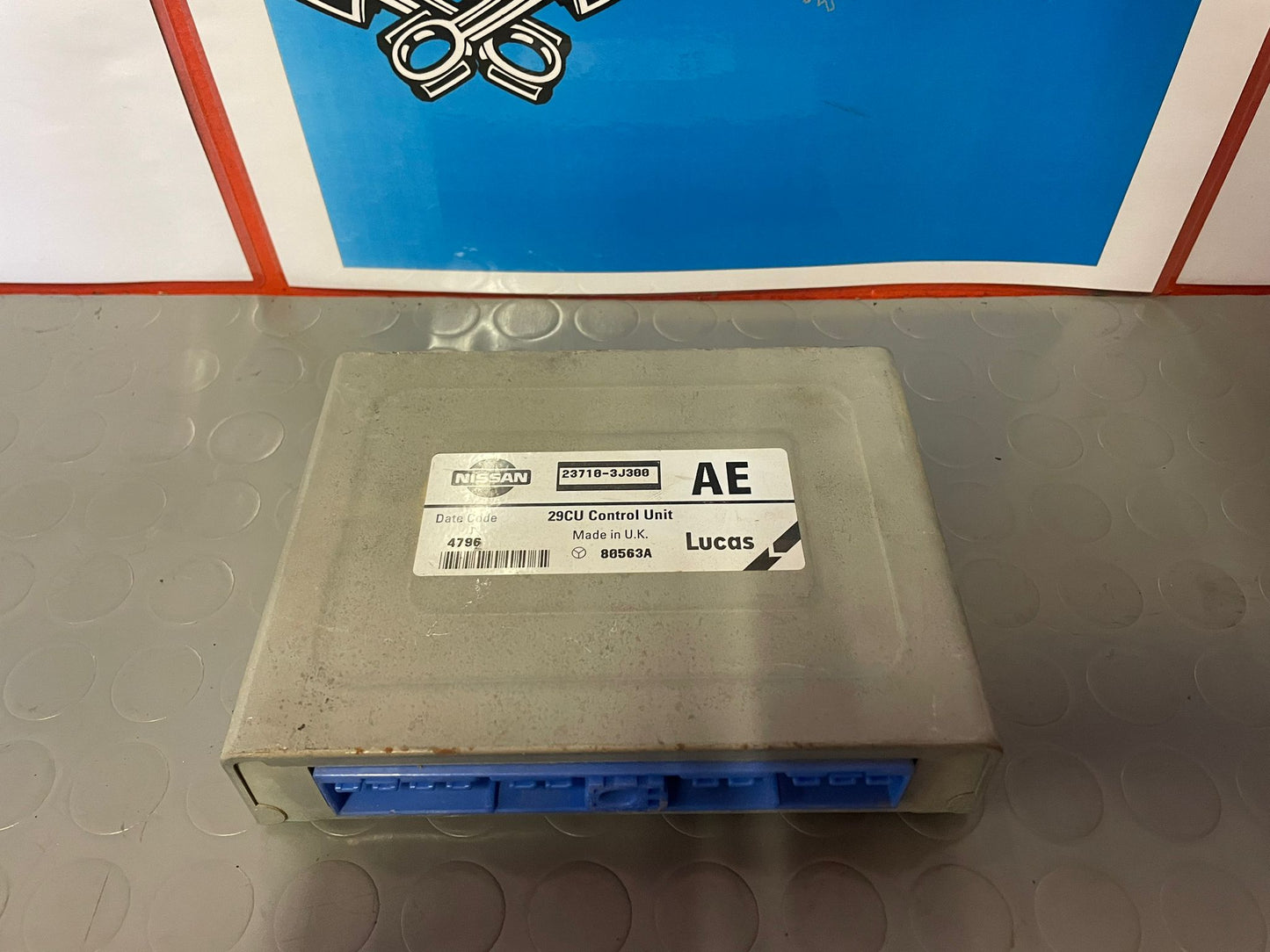 ECU Centralita motor NISSAN PRIMERA 1.6 237103J300 23710 3J300