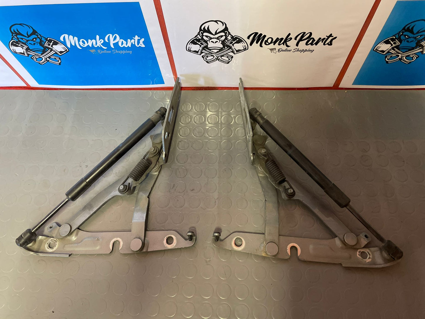 Bisagras porton AUDI A6 C6 4F Berlina 4F5827301 4F5827302