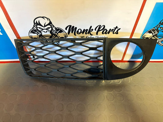 Rejilla izquierda paragolpes AUDI A6 C5 ALLROAD 4Z7807681