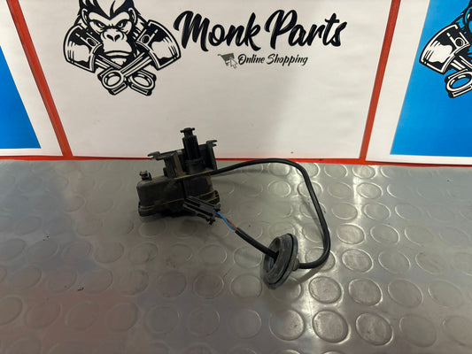 Motor tapa deposito VW GOLF VII 7 5C6810773K