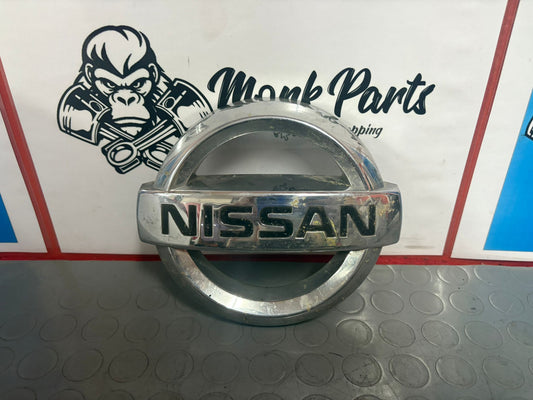 Emblema delantero NISSAN NAVARA y PATHFINDER Original 62890 EB300