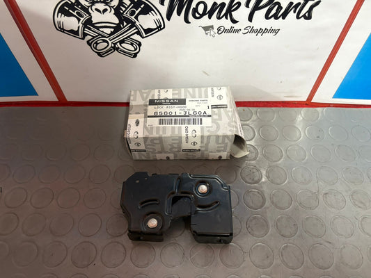 Cerradura capo NISSAN GTR R35 65601-JL60A Original , NUEVA