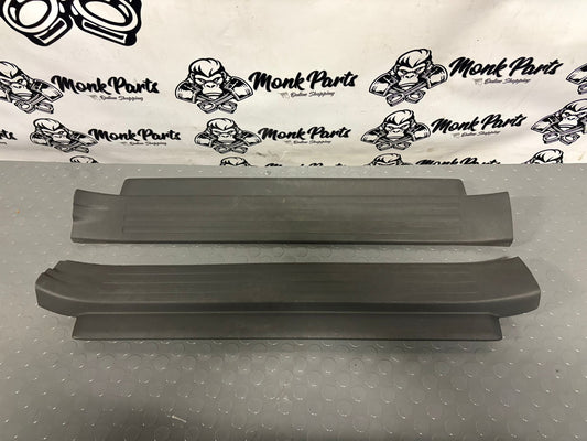 Molduras entrada puerta TOYOTA LAND CRUISER J15 150 67910-35010 67920-35010