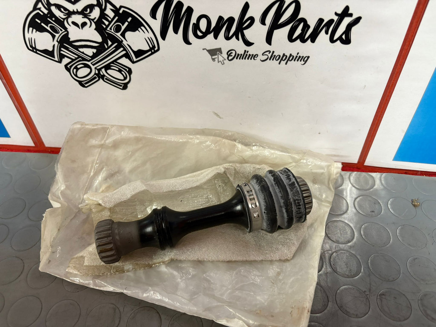 Eje diferencial delantero CAN-AM OUTLANDER y RENEGADE 705400913 Original , NUEVO