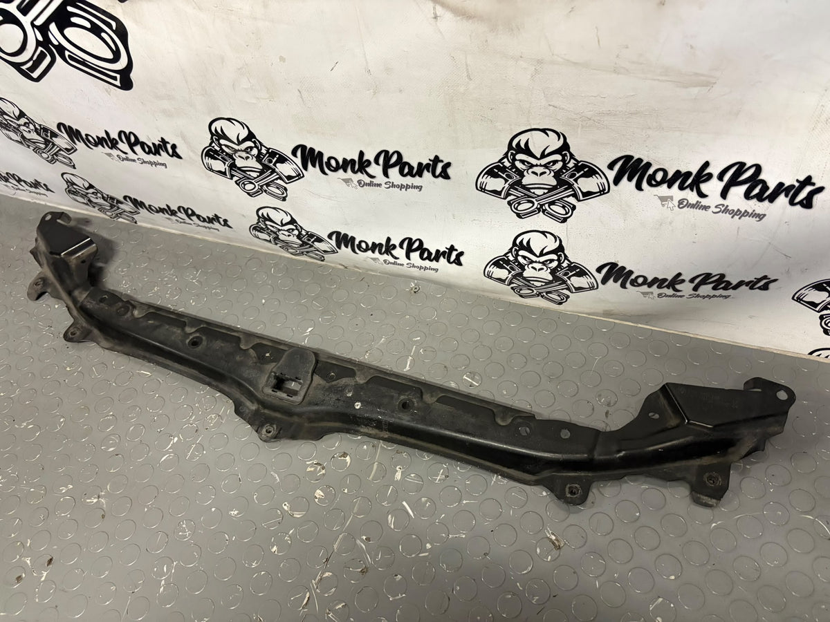 Soporte superior radiador BMW SERIE 5 E60 E61 7054360