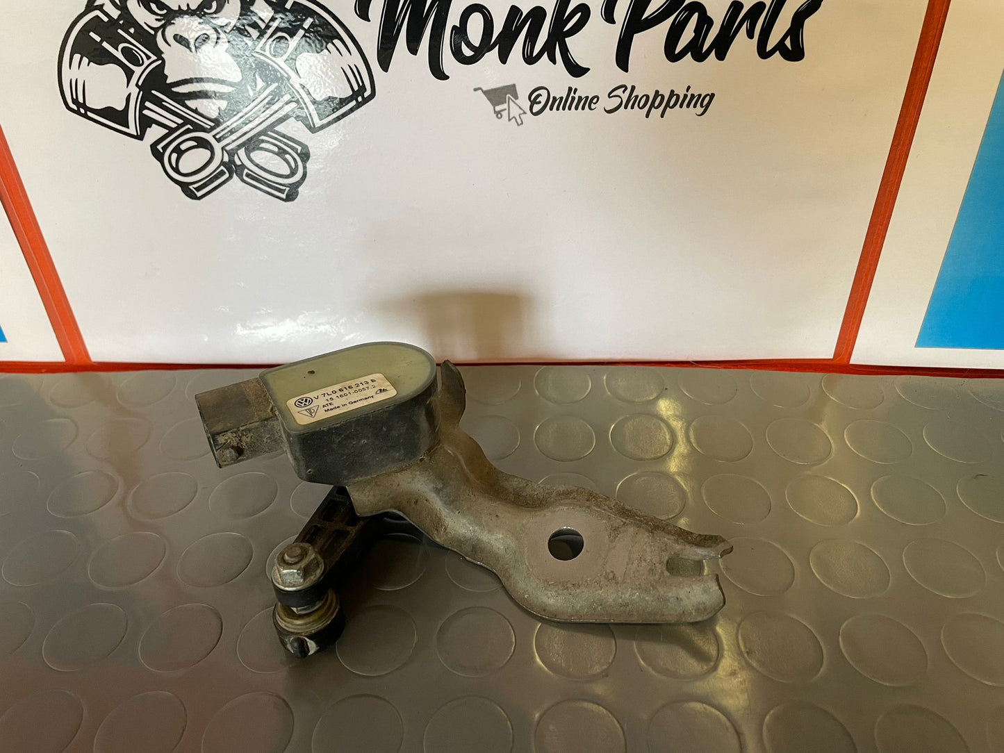 Sensor regulacion faro VOLKSWAGEN TOUAREG 7L0616213B