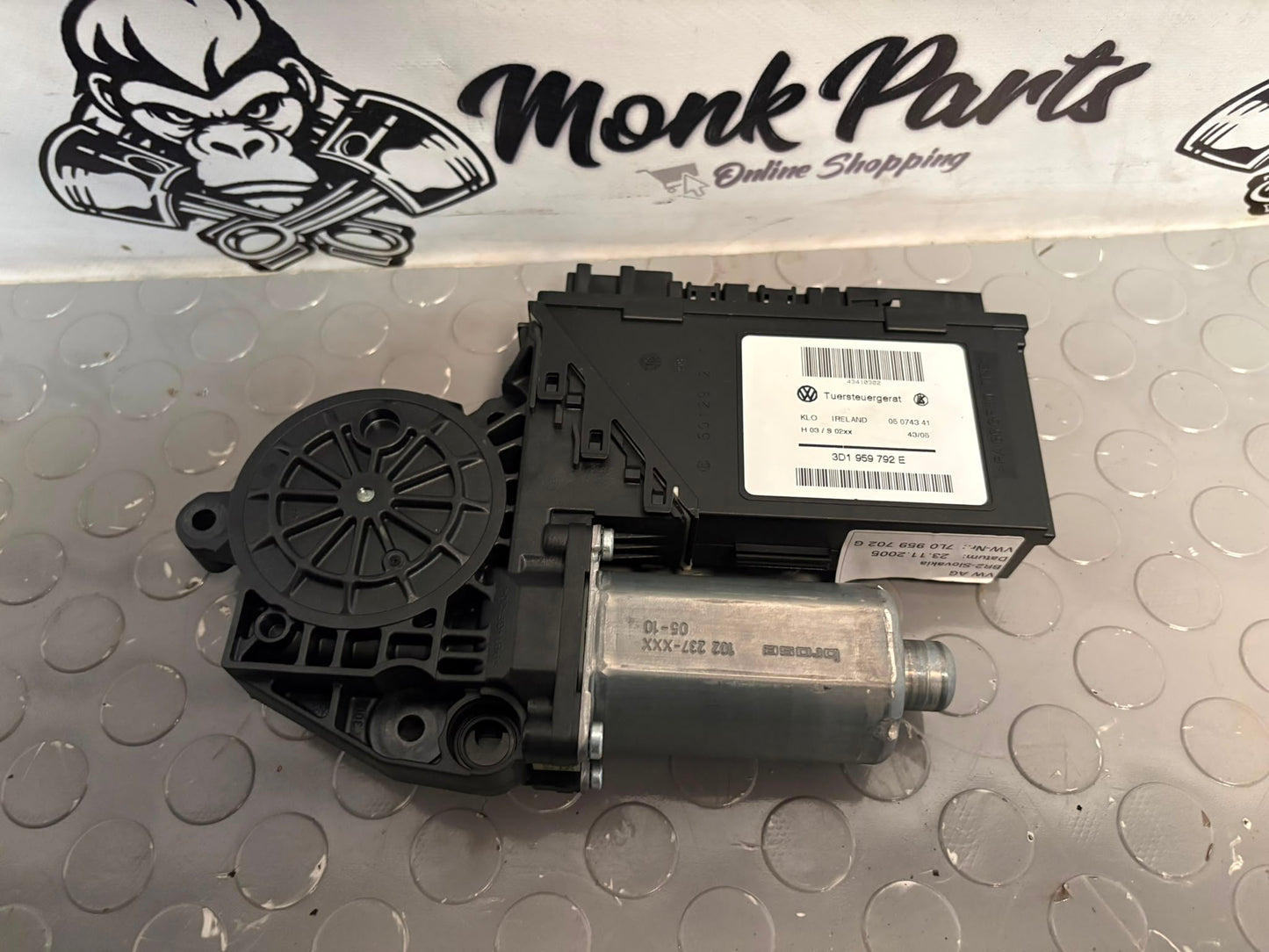 Motor elevalunas delantero derecho PORSCHE CAYENNE 955 7L0959702G 3D1959792E
