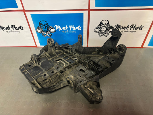 Soporte faro derecho PORSCHE CAYENNE 957 7L5941046