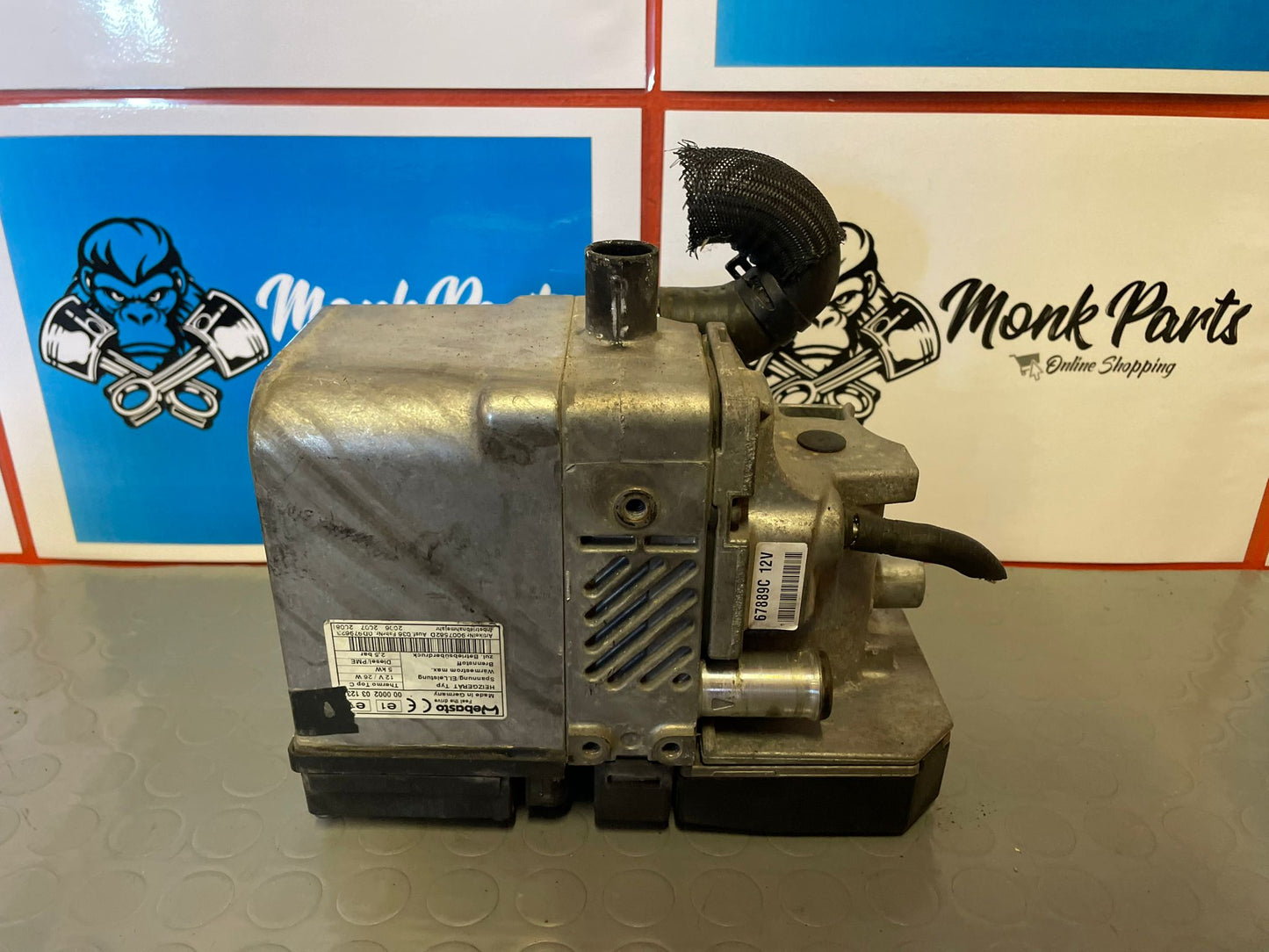 Bomba calefaccion auxiliar VOLKSWAGEN TOUAREG 7L6815071D
