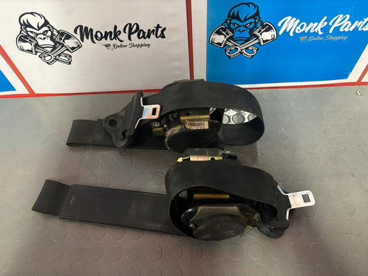 Cinturones delanteros PEUGEOT 206 96468610XX (precio unidad)