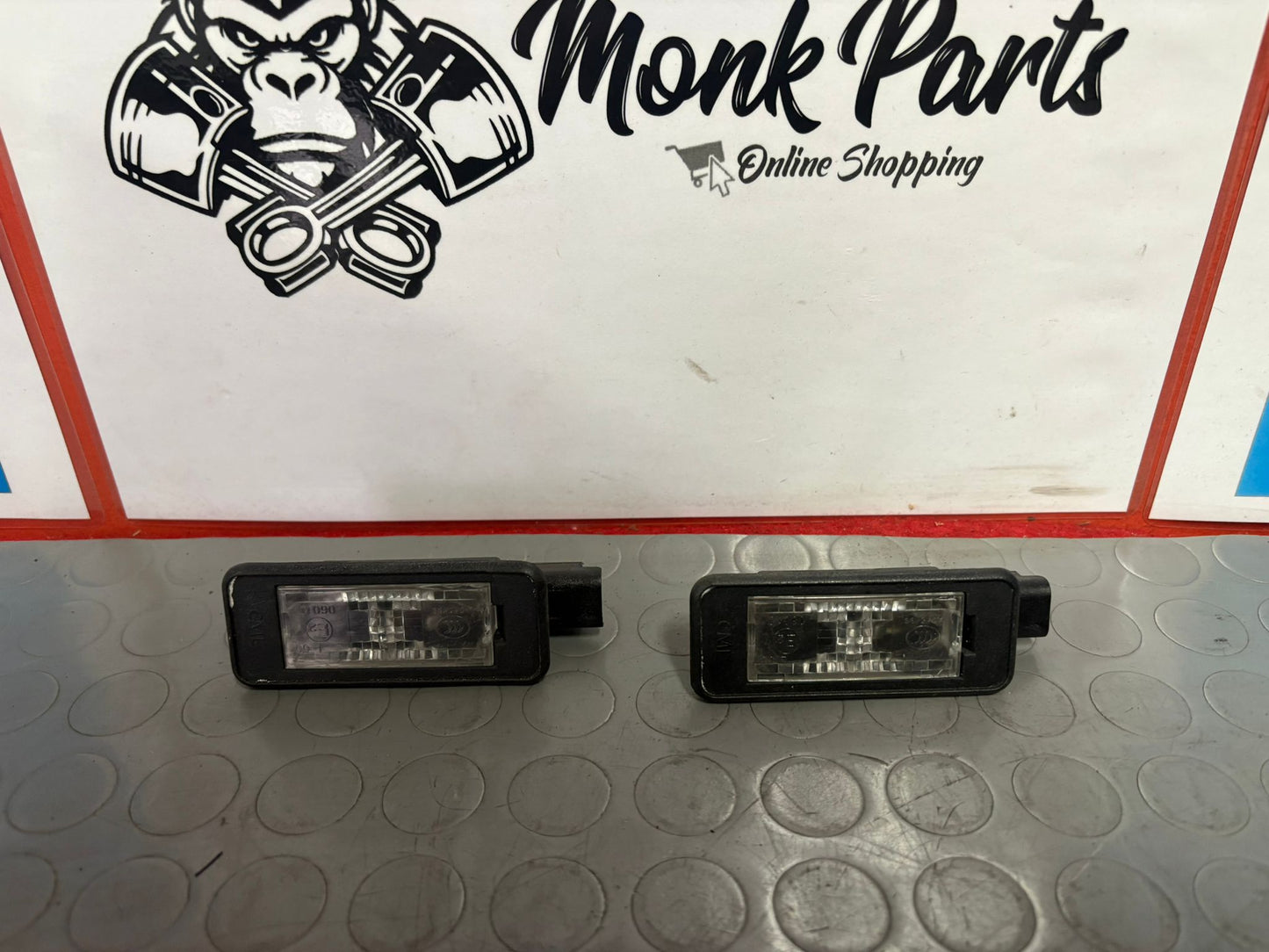 Luces matricula PEUGEOT 207 208 308 9682403680