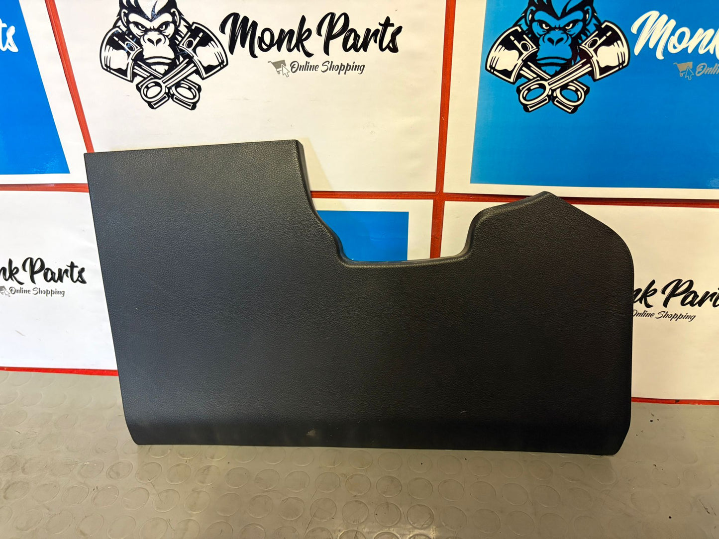 Tapa inferior salpicadero PEUGEOT PARTNER III 9816563977