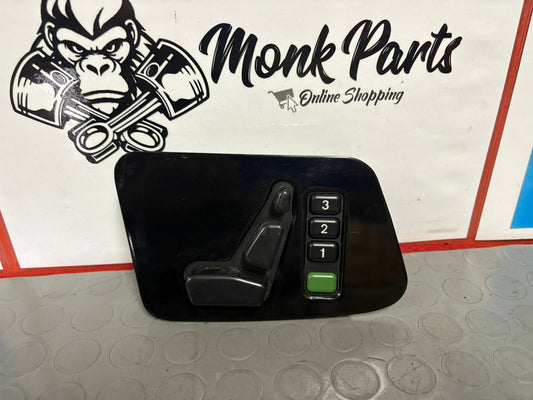 Mando regulación asiento derecho MERCEDES G W463 A2108209210