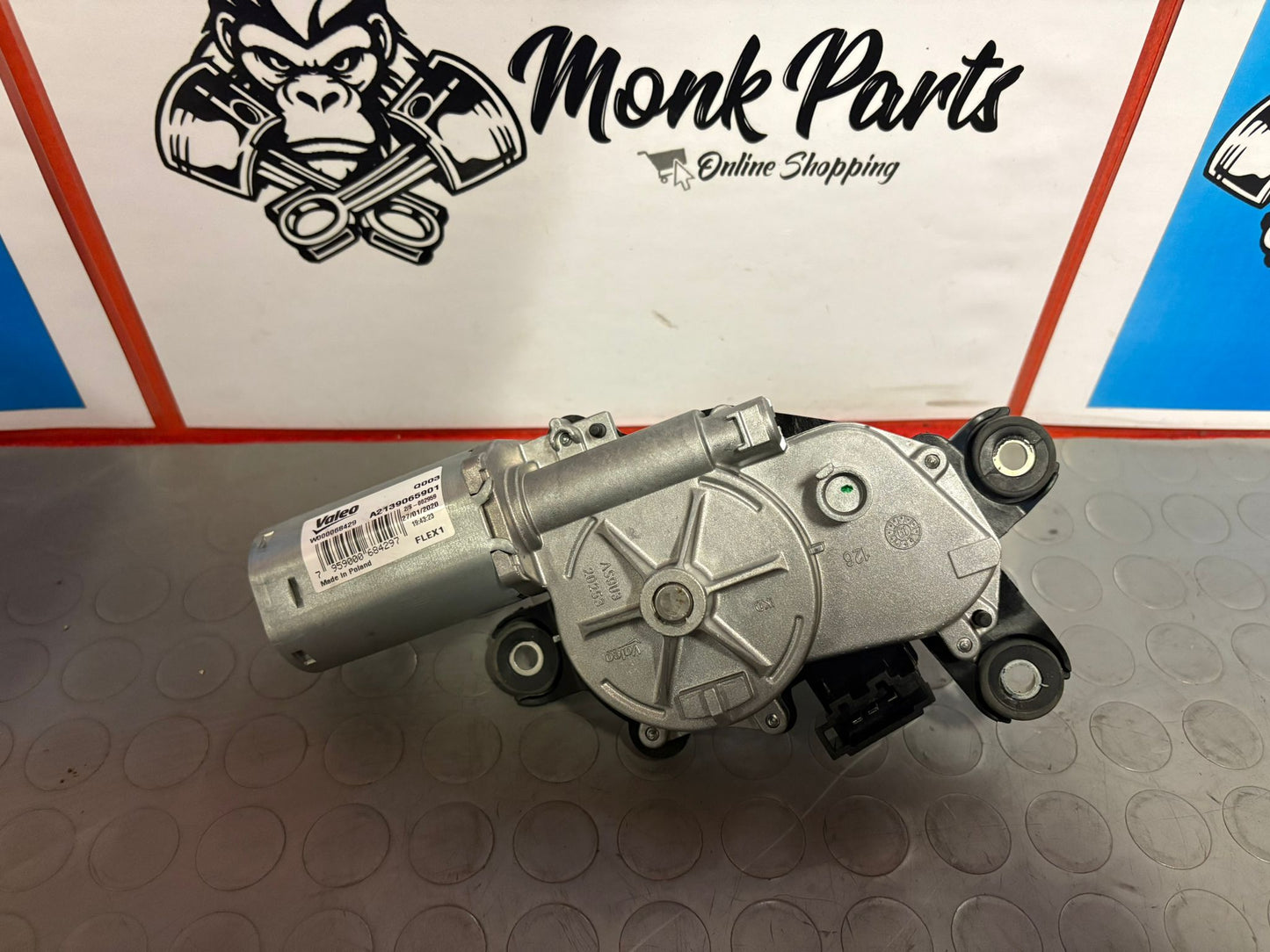 Motor limpia trasero MERCEDES GLC W253 y E W213 A2139065901 , NUEVO