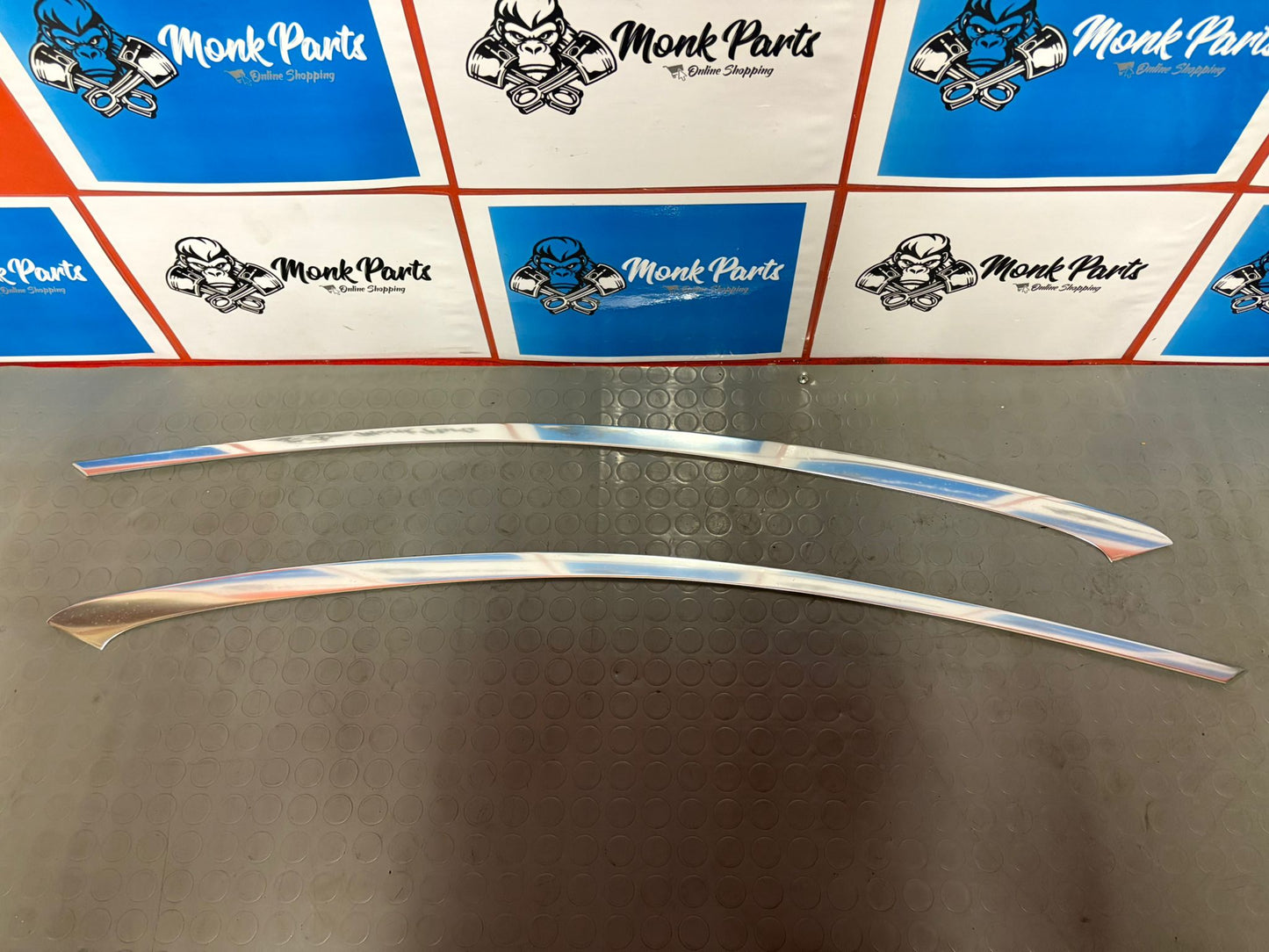 Molduras cromadas cristales traseros MERCEDES E W214 A2146702000 A2146701900