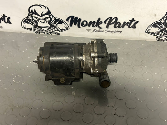 Bomba auxiliar MERCEDES G W461 W463 A2205040740