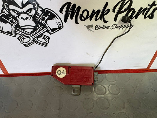 Antena radio MERCEDES G W463 A4638200489
