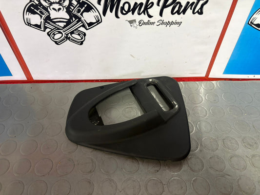 Moldura cinturon central trasero MERCEDES G W463 A4638680056
