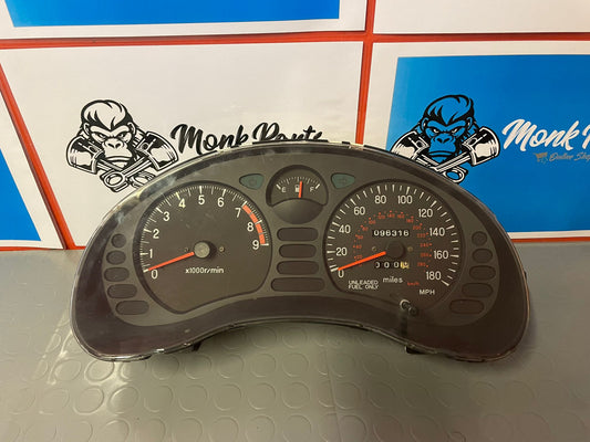 Cuadro instrumentos MITSUBISHI 3000GT VR4 MB604746