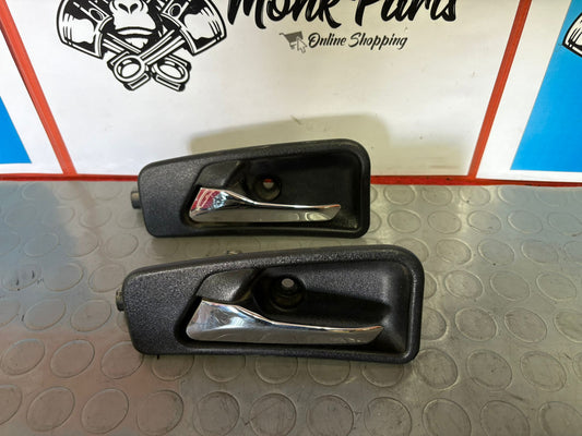 Maneta interior puerta izquierda MERCEDES G W463 R-2253-6.01 (precio unidad)
