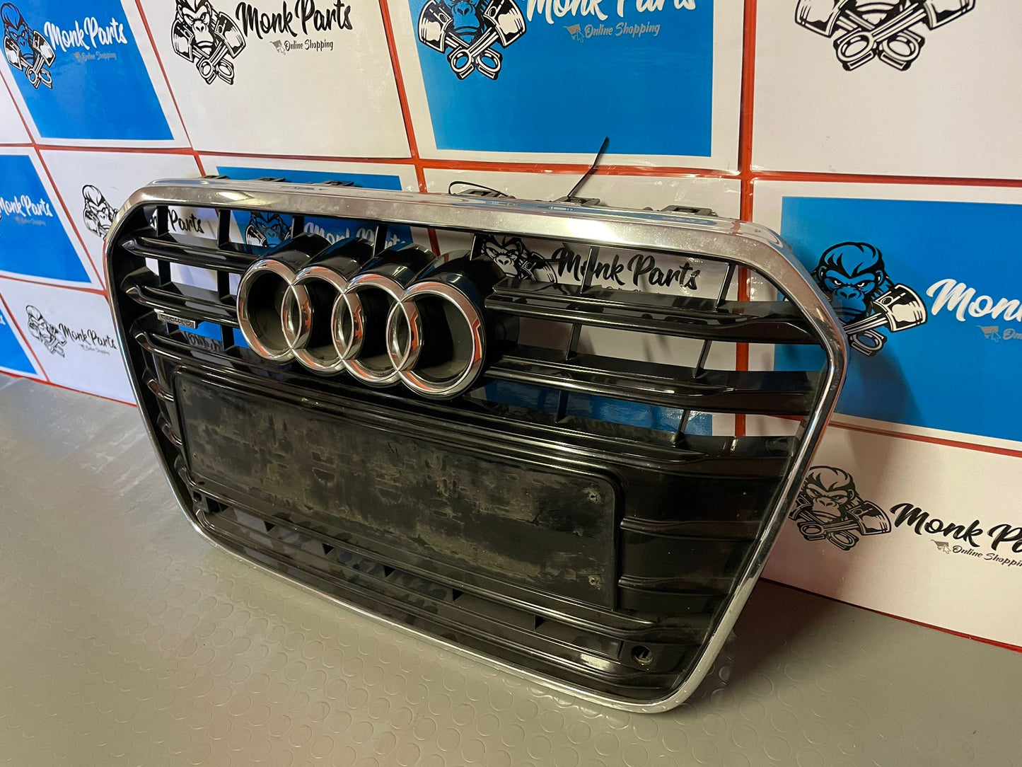 Parrilla delantera AUDI A6 C7 4G0853651