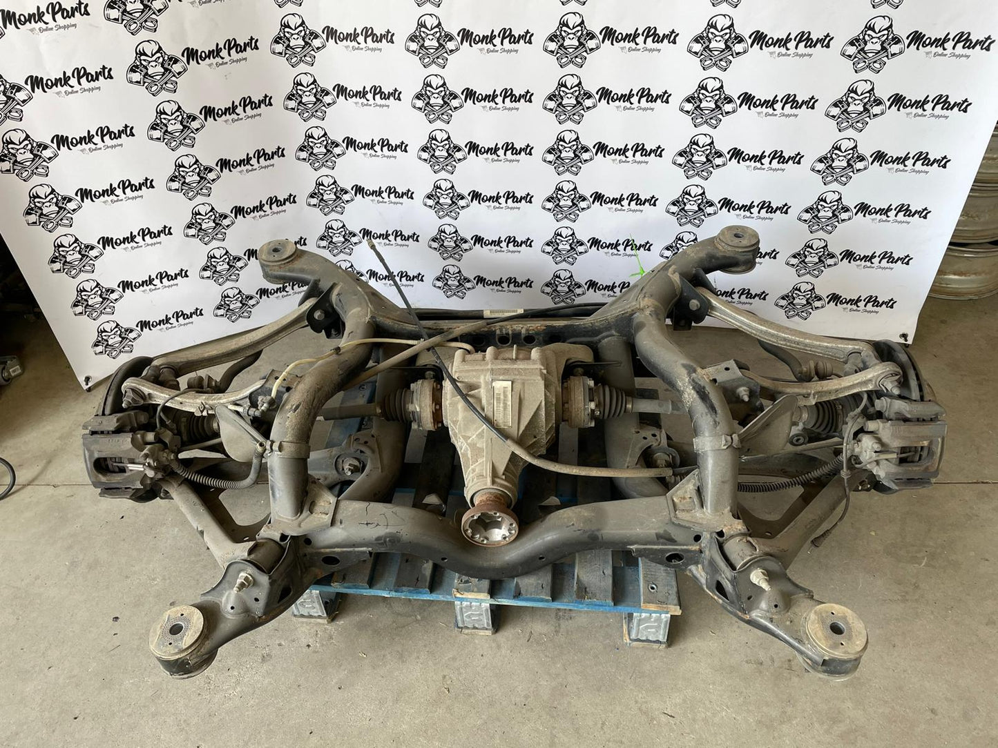 Puente trasero completo VOLKSWAGEN TOUAREG R5 2.5