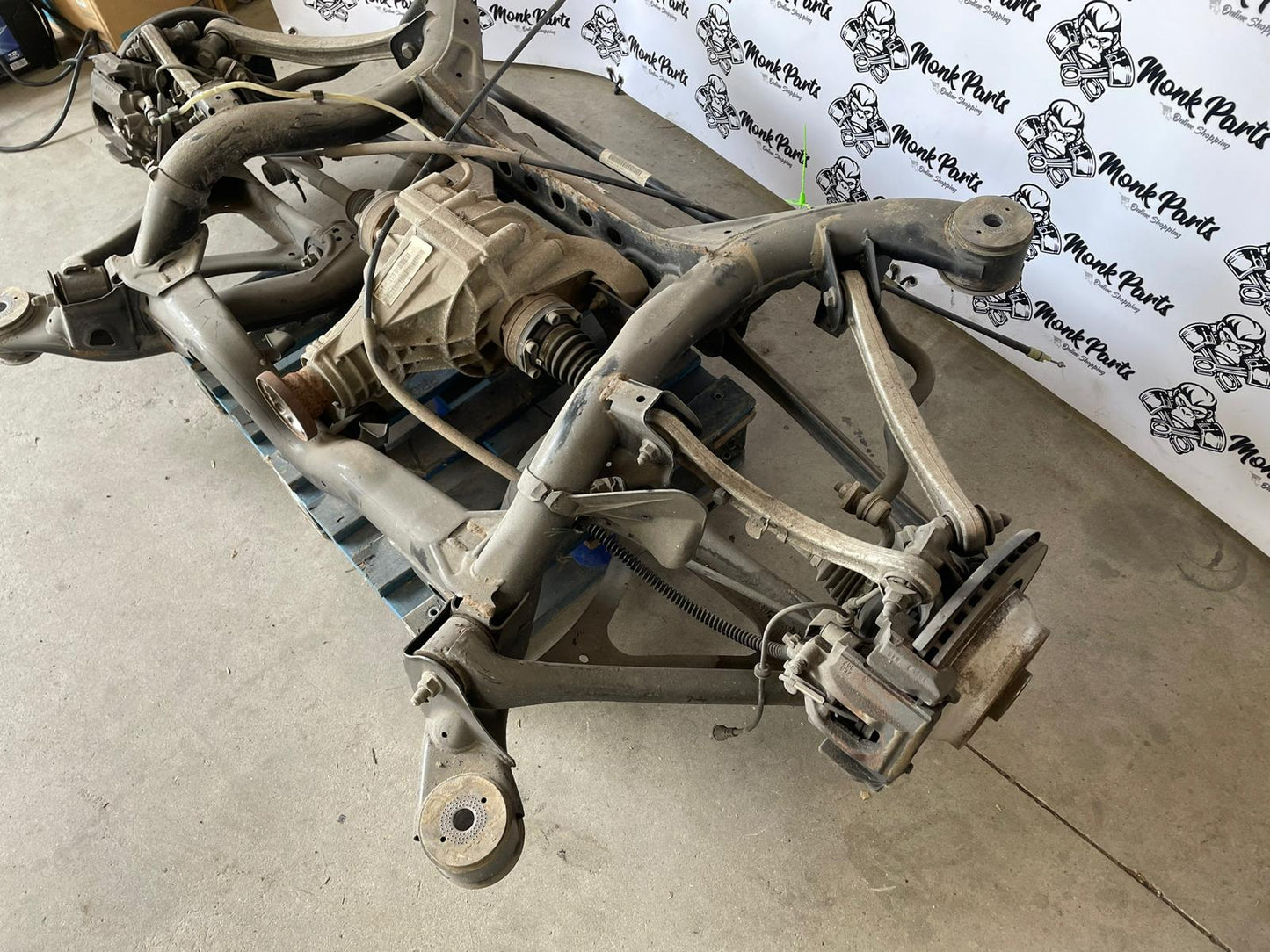 Puente trasero completo VOLKSWAGEN TOUAREG R5 2.5