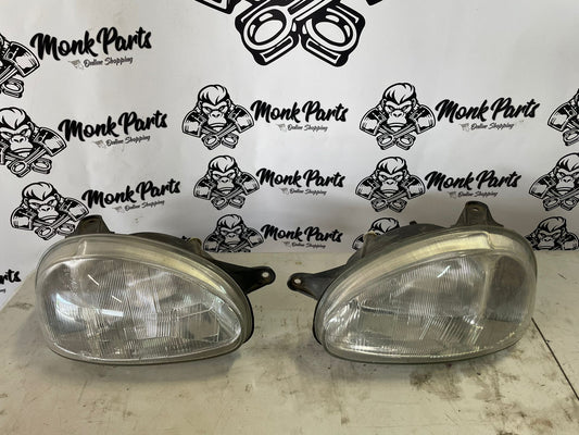 Faros delanteros OPEL CORSA B (precio unidad)