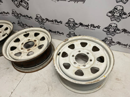 3 Llantas NISSAN TERRANO I 1 16'' 6X16 40300G9600