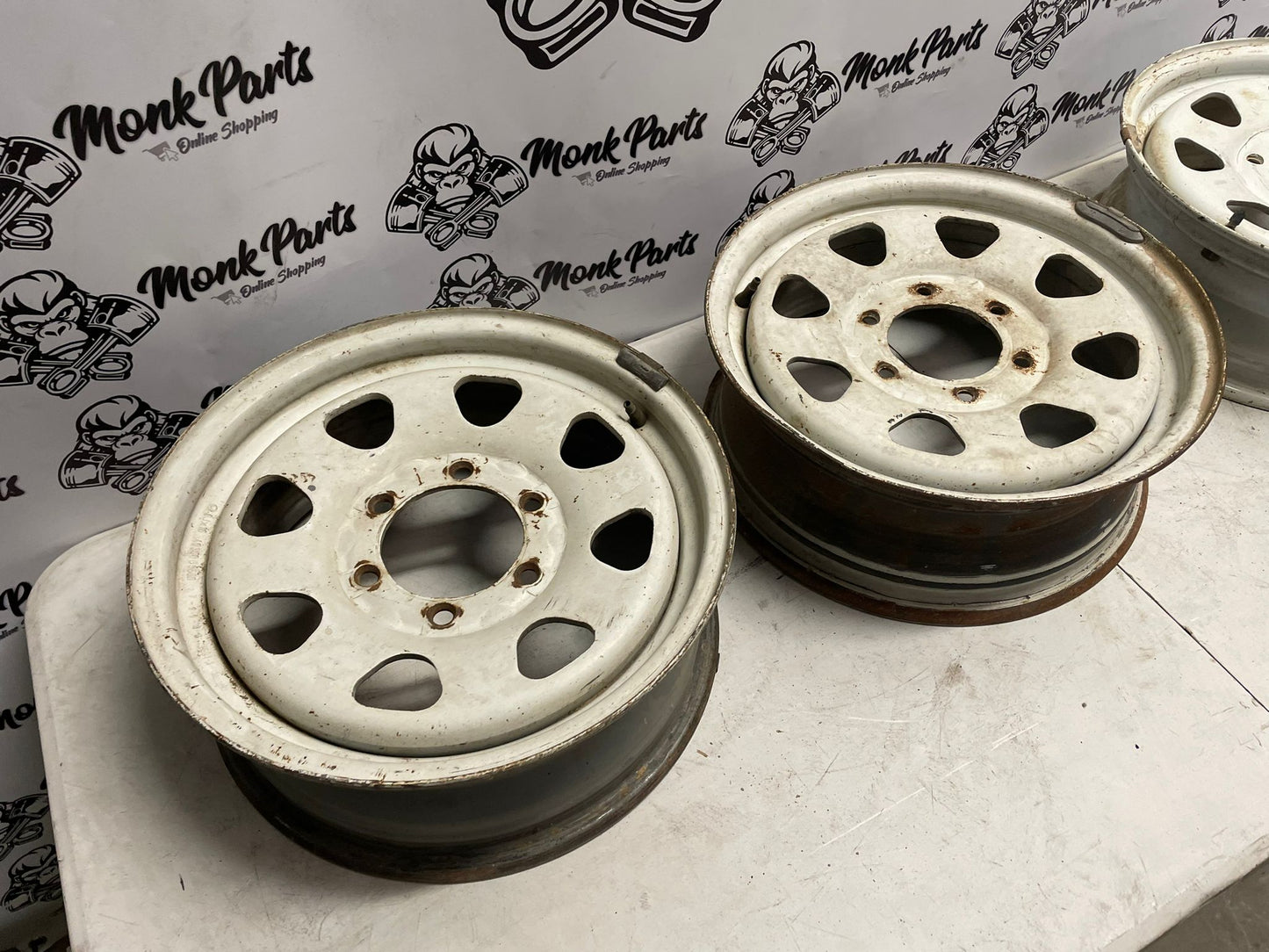 3 Llantas NISSAN TERRANO I 1 16'' 6X16 40300G9600