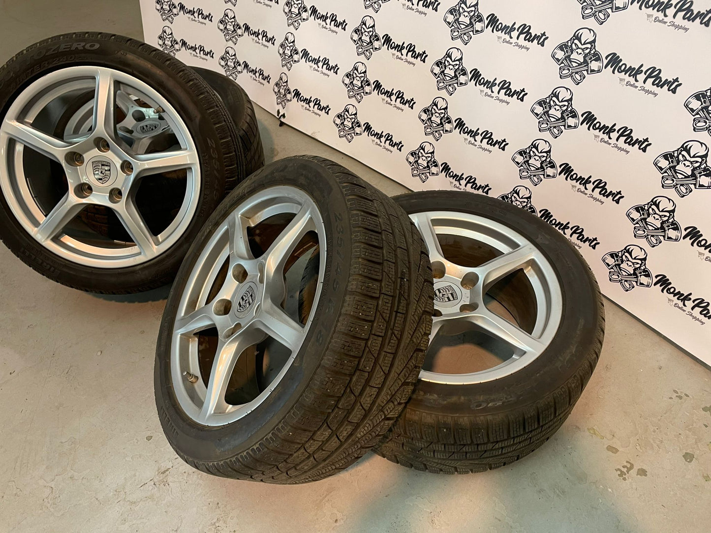 Llantas con neumatico PORSCHE 981 BOXSTER CAYMAN 18'' Originales 981.362.120.05 981.362.122.05
