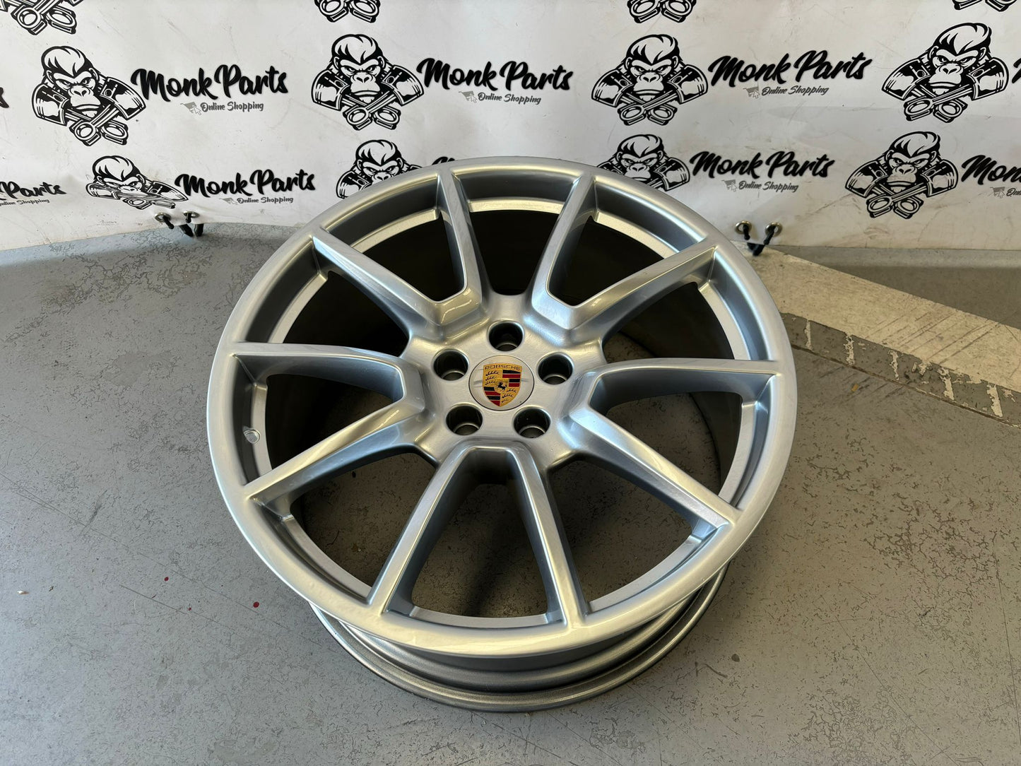 1 Llanta PORSCHE MACAN GTS 20'' Original 95B601025BH 9X20 ET26