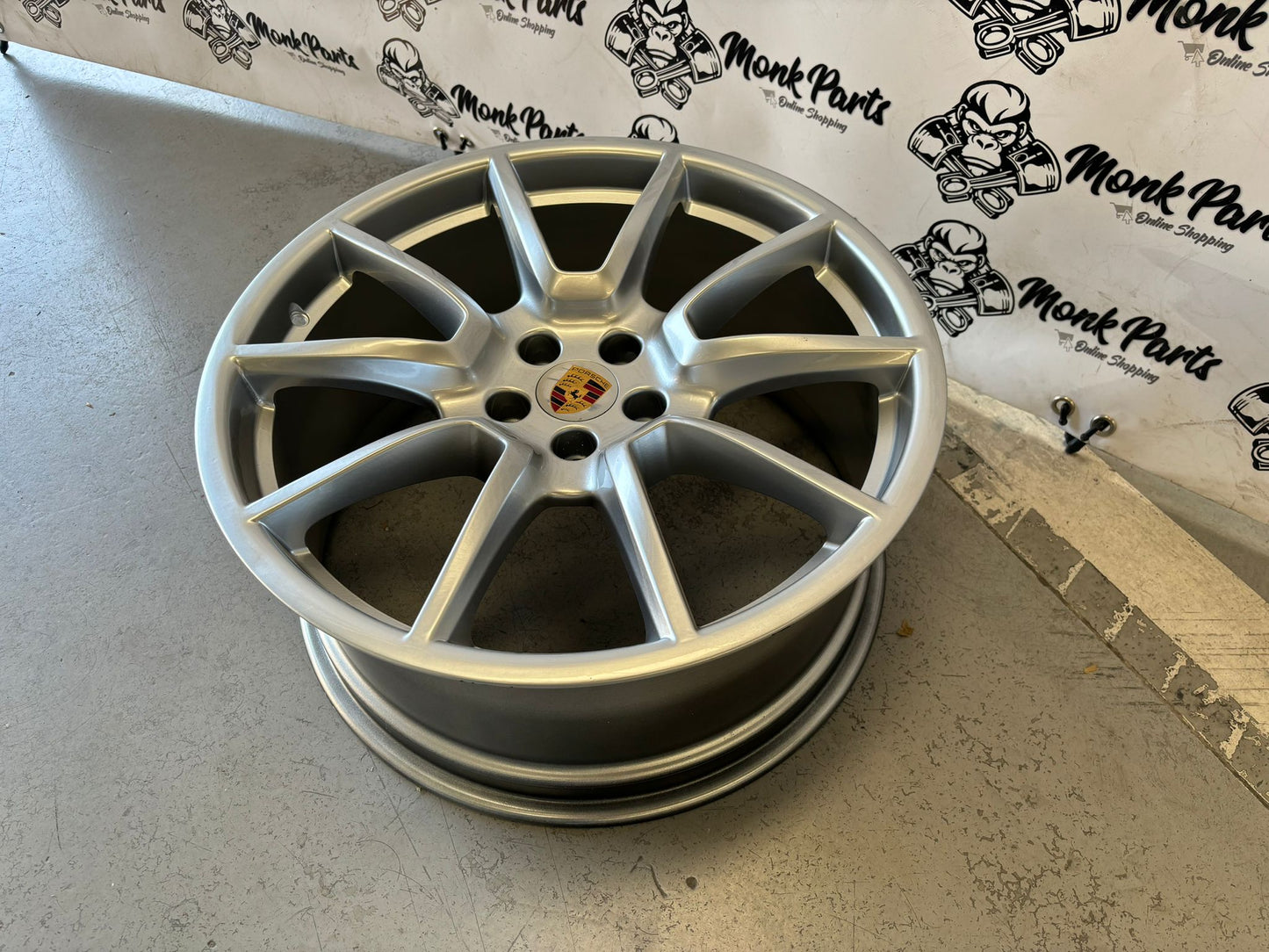 1 Llanta PORSCHE MACAN GTS 20'' Original 95B601025BH 9X20 ET26
