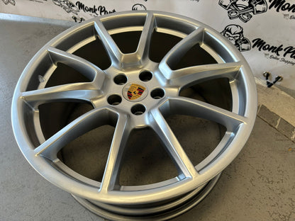 1 Llanta PORSCHE MACAN GTS 20'' Original 95B601025BH 9X20 ET26