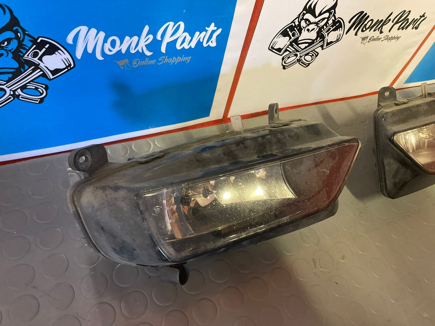 Faros antiniebla AUDI A4 B8 8T0941699D 8T0941700D (precio unidad)