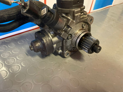 Bomba inyectora AUDI A6 A7 SQ5 3.0 BI-TDI 059130755CC
