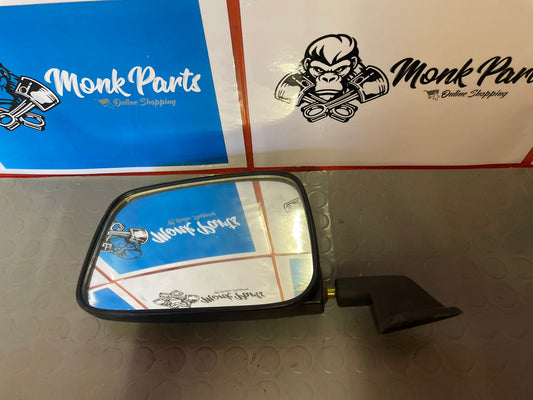 Retrovisor derecho NISSAN VANETTE , NUEVO