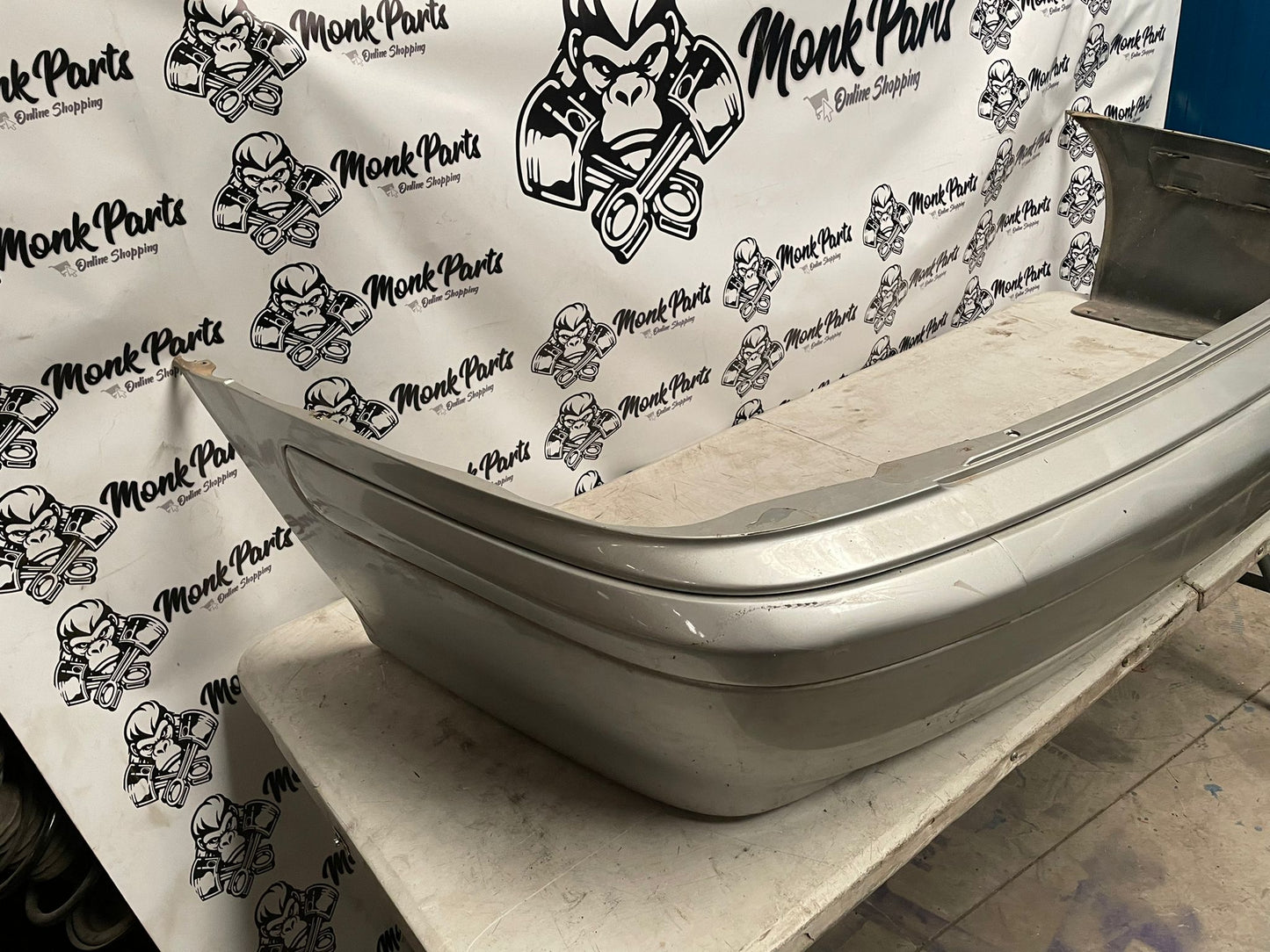 Paragolpes trasero NISSAN ALMERA N16 SEDAN