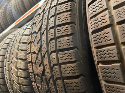 2 Neumaticos 215/65 R16 98H KUMHO I'ZEN RV 60%