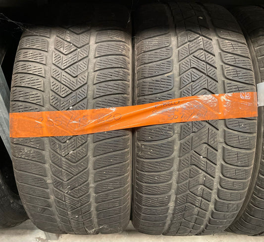 2 Neumaticos invierno 255/45 R20 PIRELLI SCORPION WINTER 60%