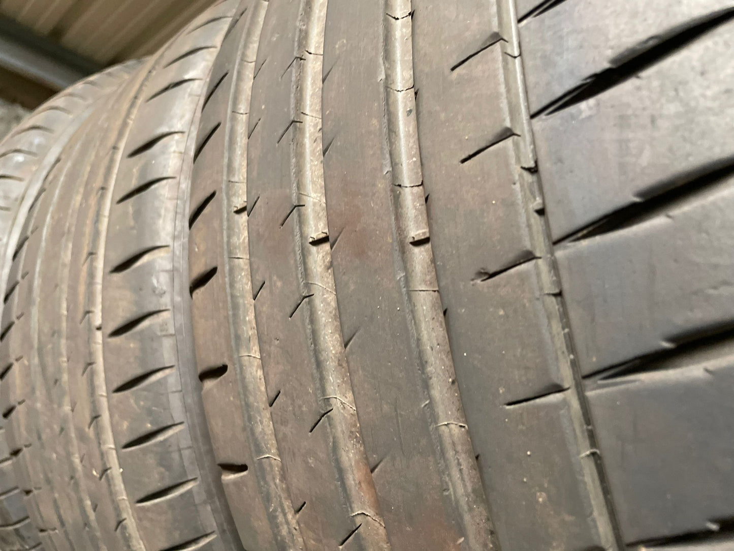 2 Neumaticos 235/40 R20 96Y MICHELIN PILOT SPORT 4 80%