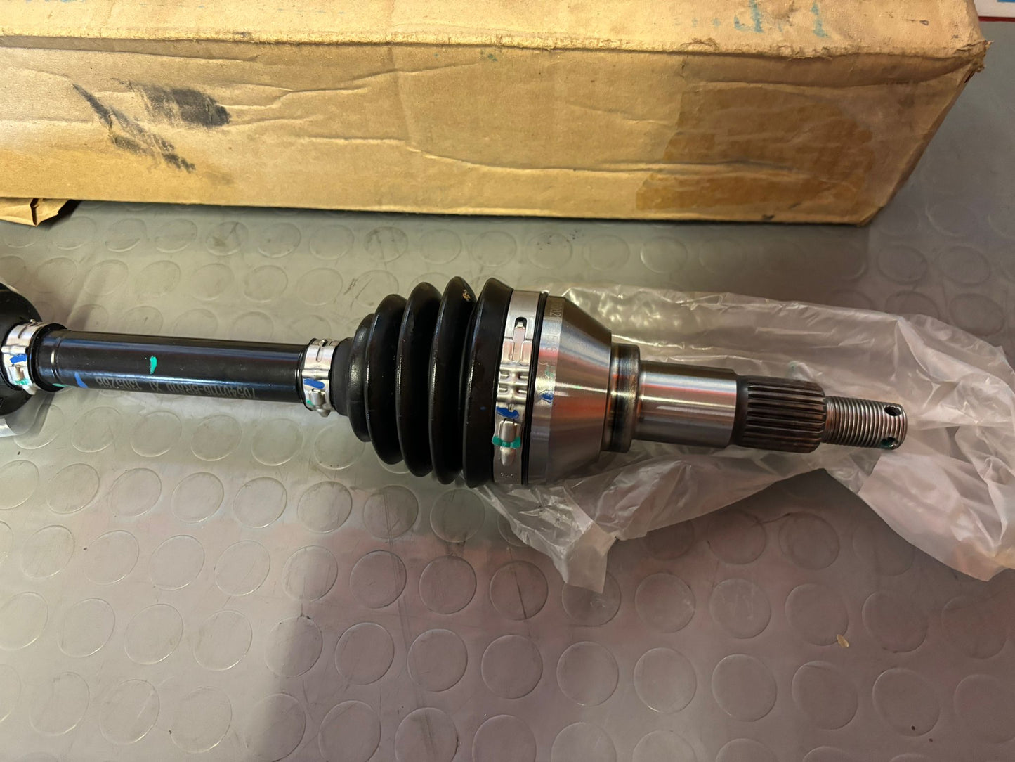 Transmisión delantera derecha CAN-AM OUTLANDER 705401116 , NUEVA
